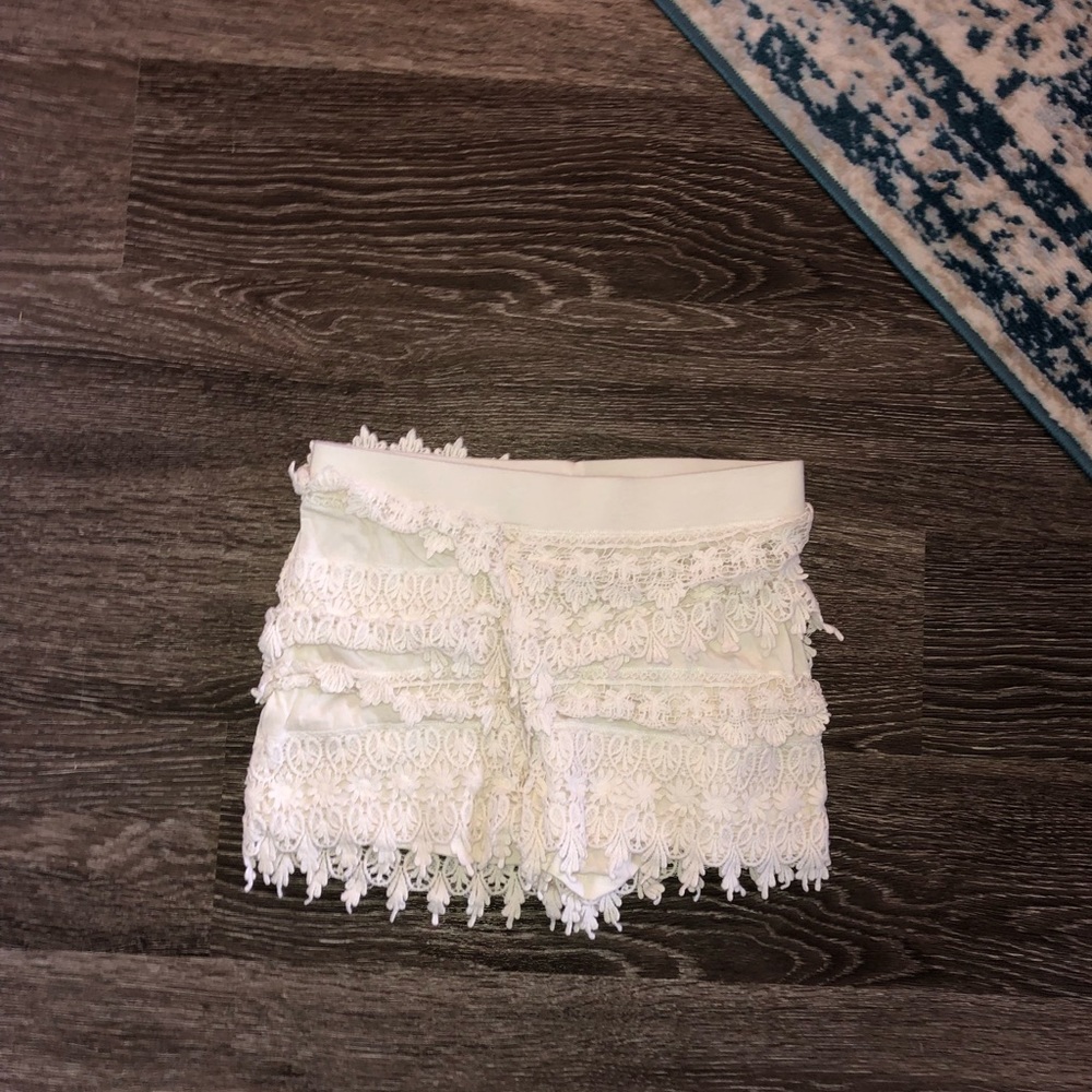 Crotchet shorts